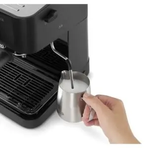 MACHINE À CAFÉ NOIR DELONGHI (EC235BK) MACHINE À CAFÉ NOIR DELONGHI (EC235BK)